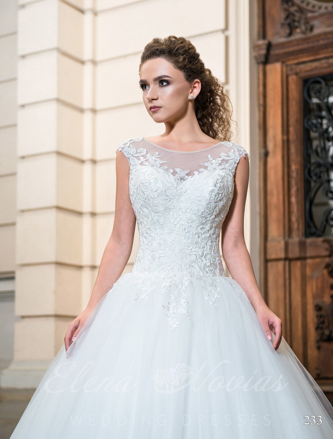 Wedding dress with embroidery model 233